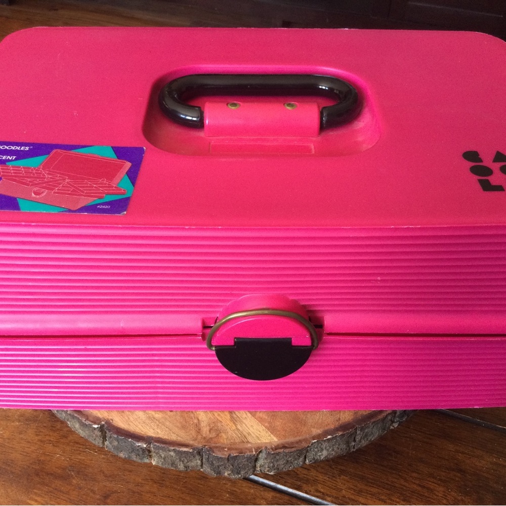 Vintage Retro Caboodle’s Makeup Jewelry Four Tray Case Hot Pink